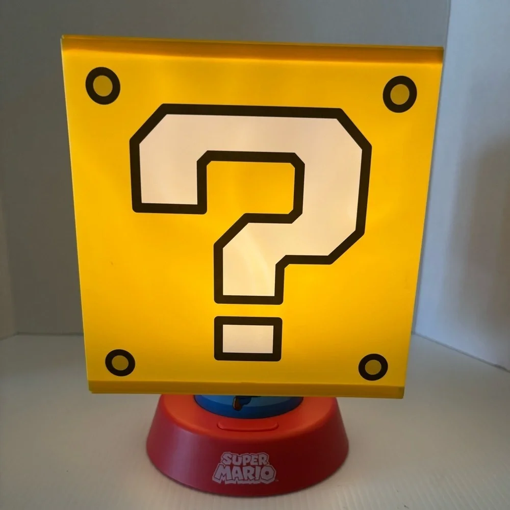 Paladone Super Mario Bros Icon Lamp with 3 Brightness Settings and Auto Shut Off